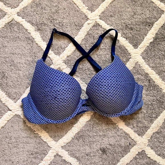 Bundle of 8 Victoria secret bras - Picture 10 of 17